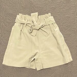 Mango paper bag waist shorts with bow XS